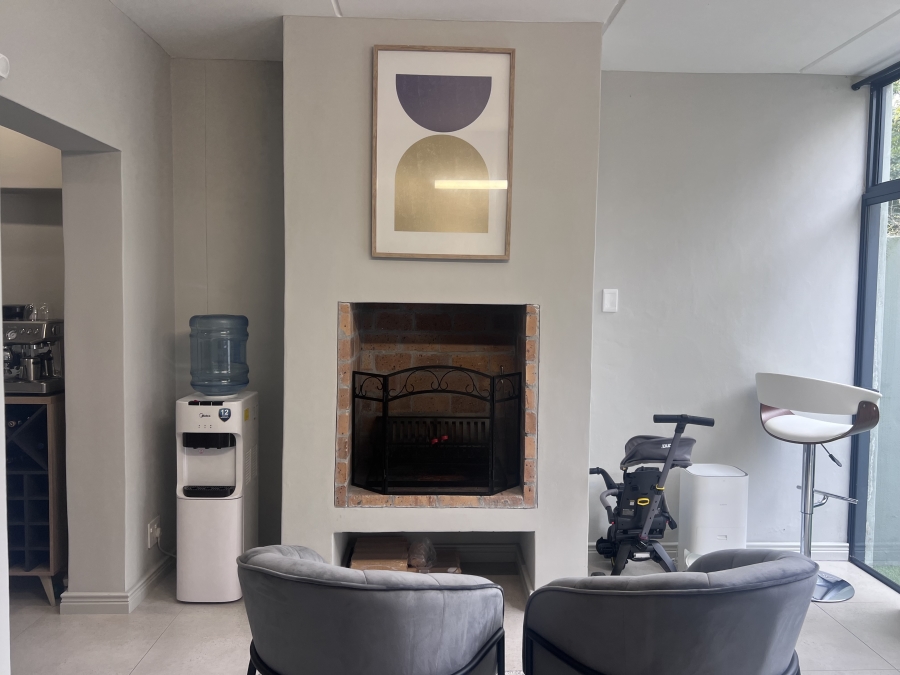 To Let 4 Bedroom Property for Rent in Royal Ascot Western Cape